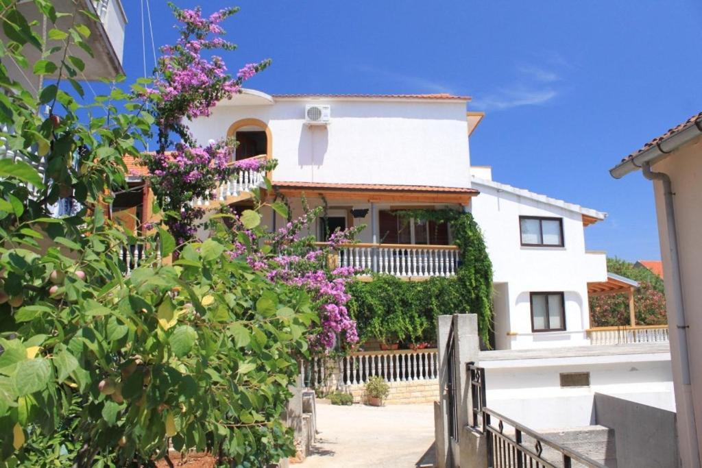 Apartment Sali 8174A Buitenkant foto